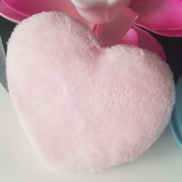 1 pc Microfiber Heart to Remove Makeup - Picture 2 of 10